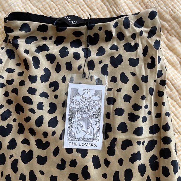 Realisation Par Leopard Midi Skirt - Picture 4 of 5